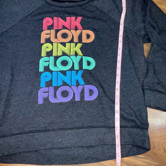 🎸 Pink Floyd Rainbow Crewneck Sweatshirt – Dark Gray Heathered (Women’s L) - Picture 5 of 7